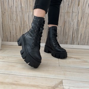 Жіночі черевики Доллі Блек
